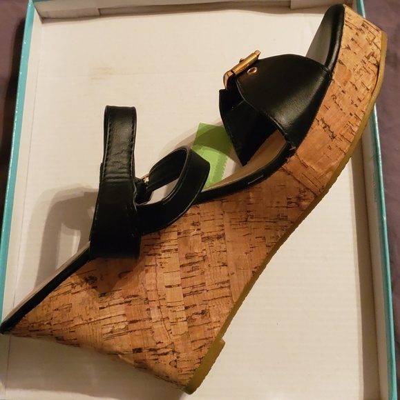Wedges - Picture 2 of 4
